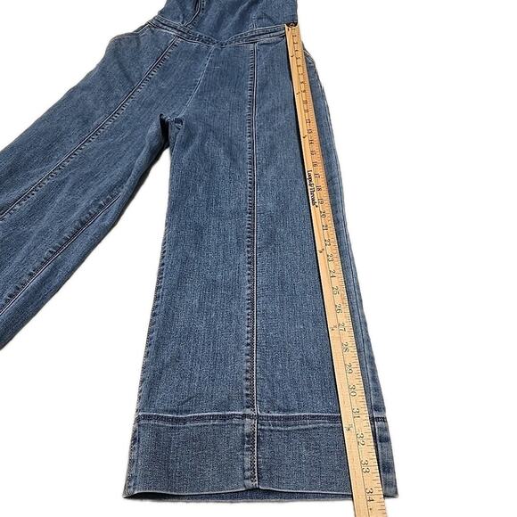 Hollister Womens Stretch Denim Wide-Leg Cropped Jumpsuit Sz S Smocked Pockets - Picture 7 of 11